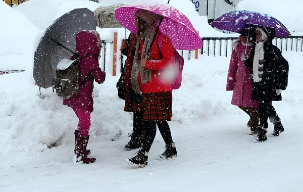 Kar fırtınası eğitimi vurdu: Hangi illerde okullar tatil?