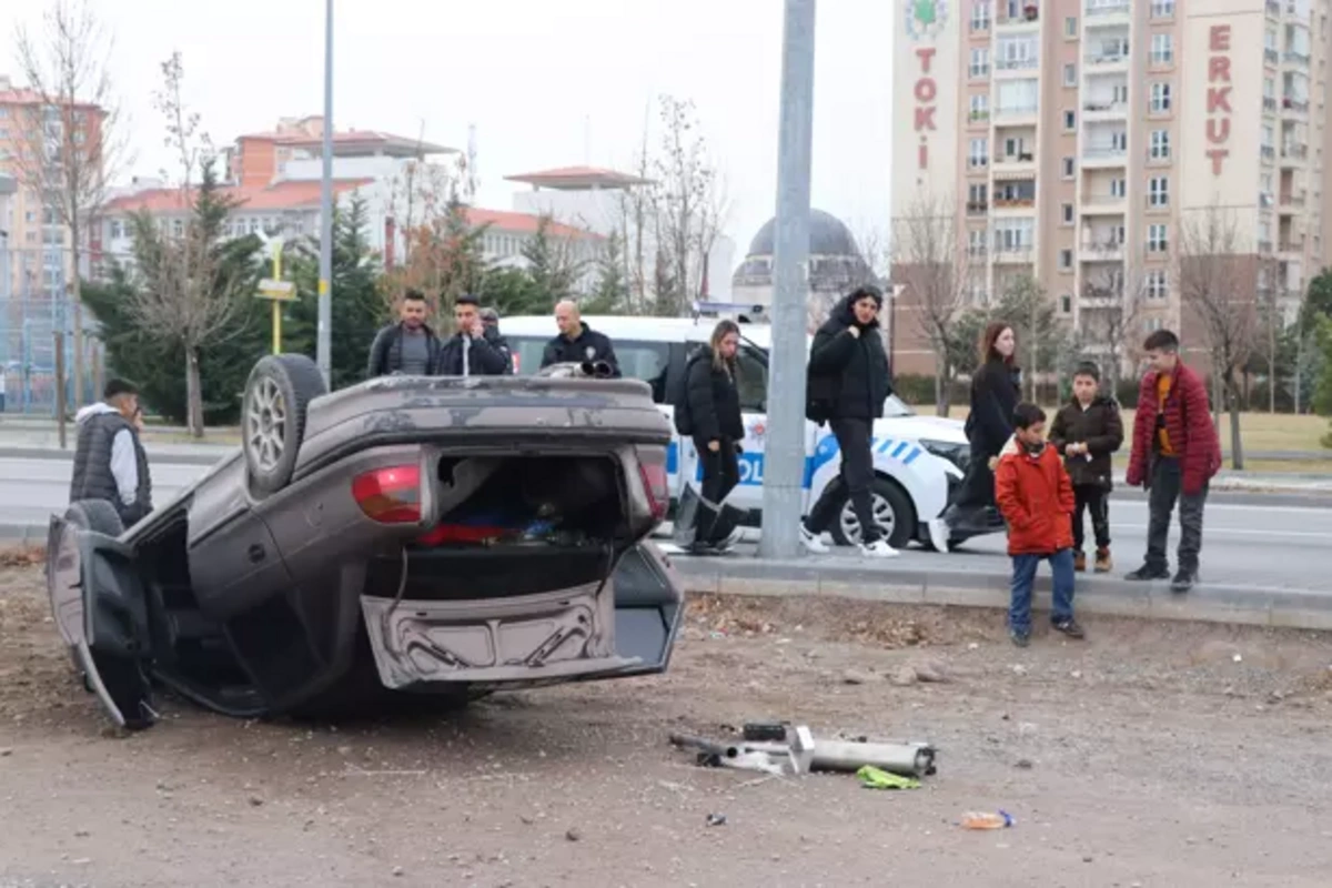 Kayseri'de feci kaza: 3 yaralı