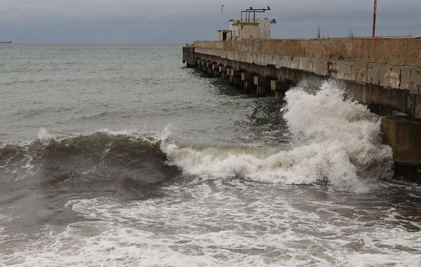 Tekirdağ'da poyraz fırtınası deniz ulaşımını aksattı