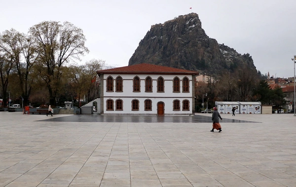 Afyonkarahisar'da okullar tatil edildi, ancak kar yağmadı