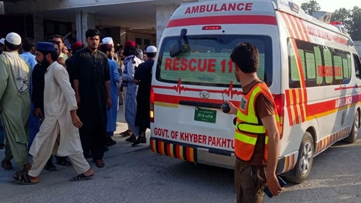 Pakistanda bombalı hücum: Çox sayda ölü və yaralı var