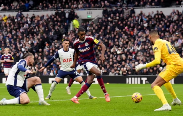 İngiltere Premier Ligi: Newcastle üst üste 5. galibiyetini Tottenham karşısında kazandı