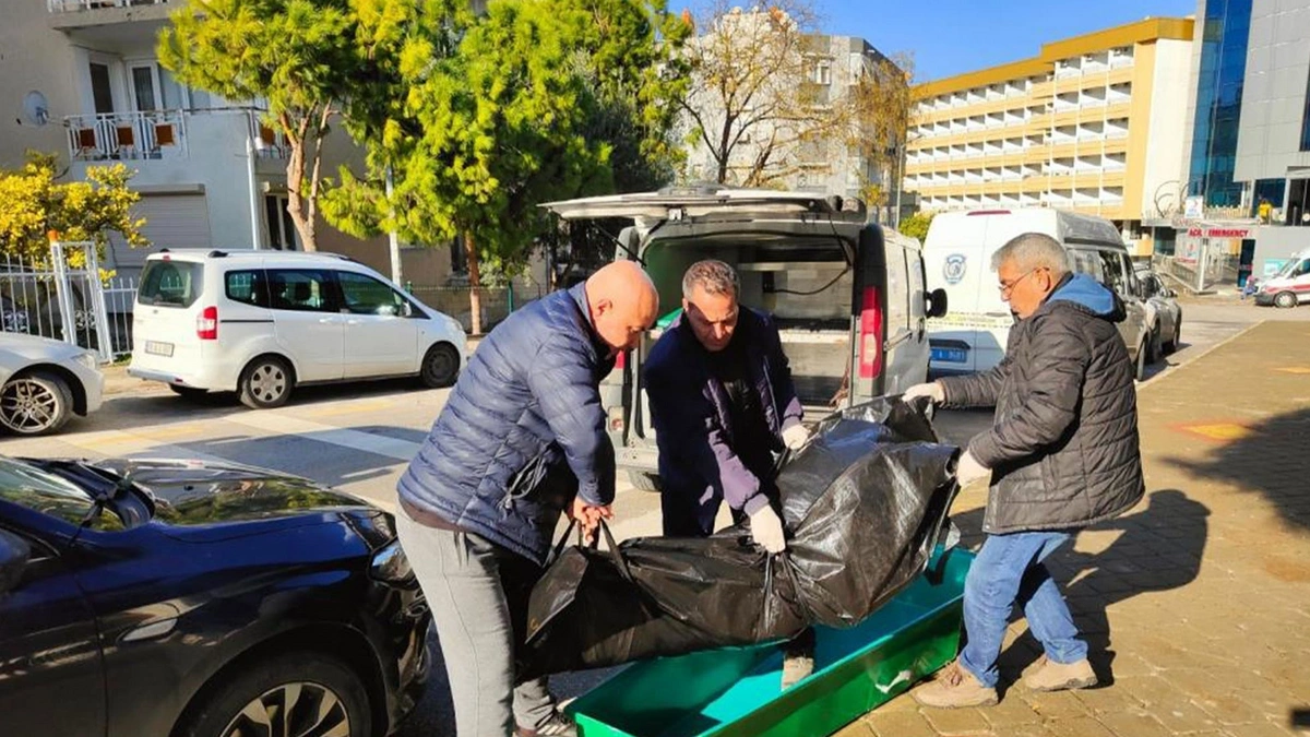 Kuşadası'nda yaşlı adam evinde ölü bulundu