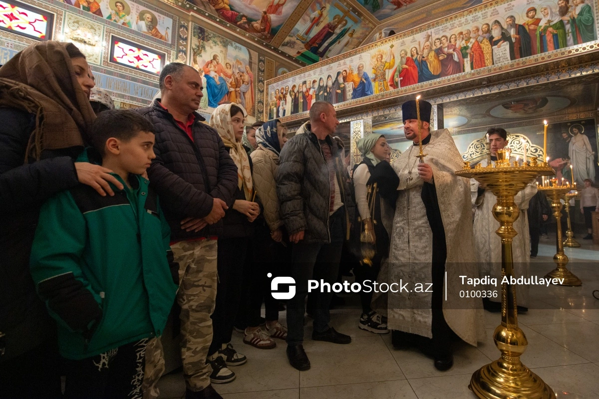 Azərbaycanda pravoslav xristianları Milad bayramını qeyd edirlər