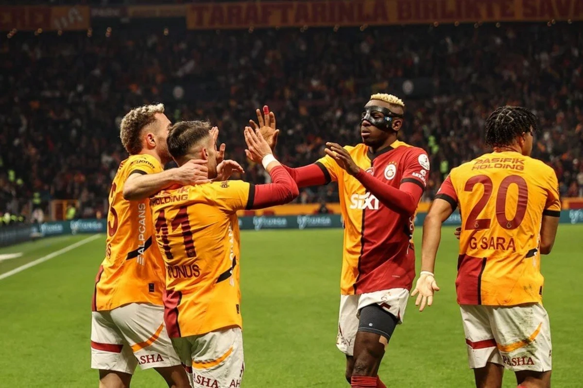 Galatasaray'ın Başakşehir karşılaşmasındaki kadrosu belli oldu