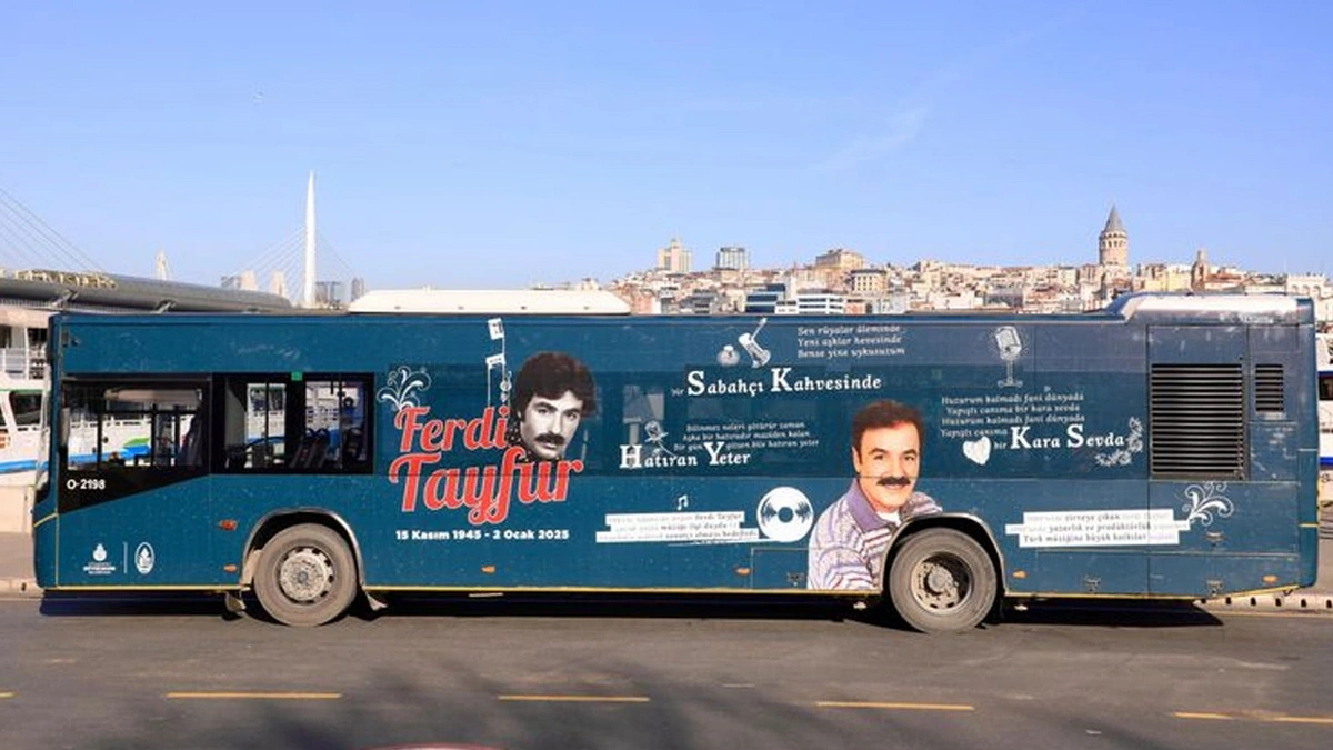 Ferdi Tayfur anısına tramvay ve otobüs