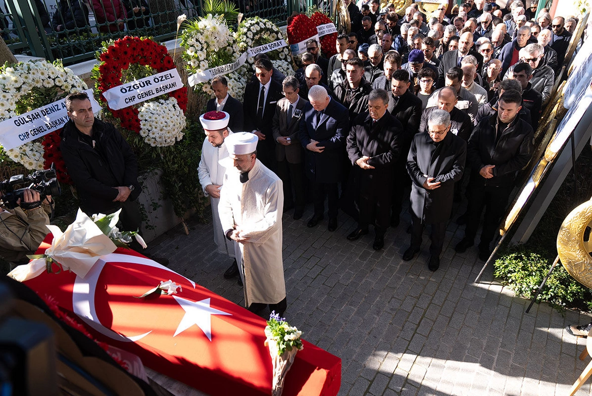 Edebiyat dünyasının acı kaybı: Selim İleri son yolculuğuna uğurlandı