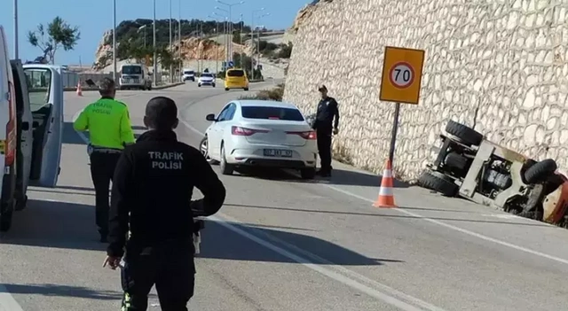 Antalya'nın Kaş ilçesinde feci kaza: Forklift devrildi, 1 ölü