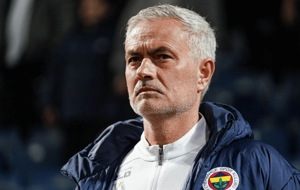 Jose Mourinho 7 oyuncunun biletini kesti: O oyuncular takım arıyor