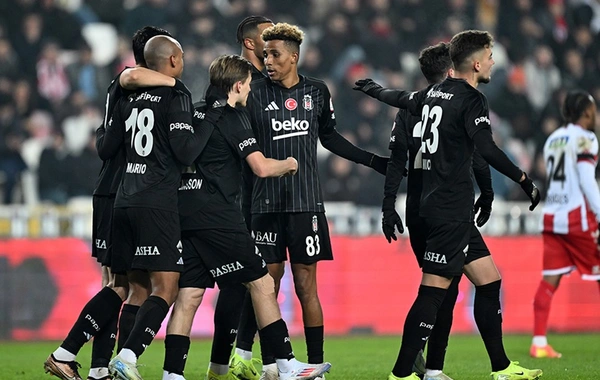 Türkiyə Superliqası: "Beşiktaş" üç xalı iki qolla aldı