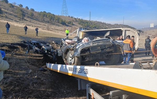 Ankara'da korkunç kaza: 3 belediye işçisi hayatını kaybetti