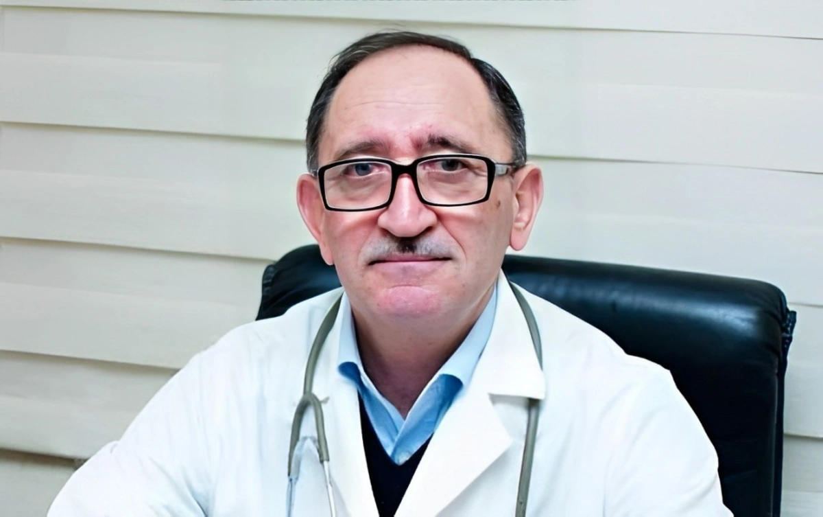 Məşhur klinikanın rəhbəri öldü