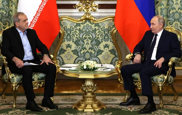 Putin, Pezeşkiyan'a neler hediye etti?