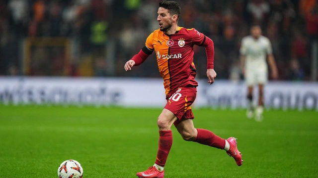 Galatasaray'ın Yıldızı Mertens, tarihe adını yazdırdı