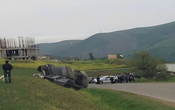 Daşkəsəndə yanacaqdaşıyan maşın AŞDI: Ölənlər var