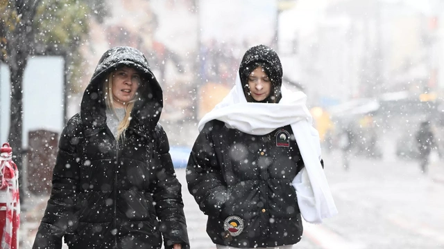 Meteoroloji'den uyarı: 24 ilde kar, 38 ilde sağanak yağış bekleniyor