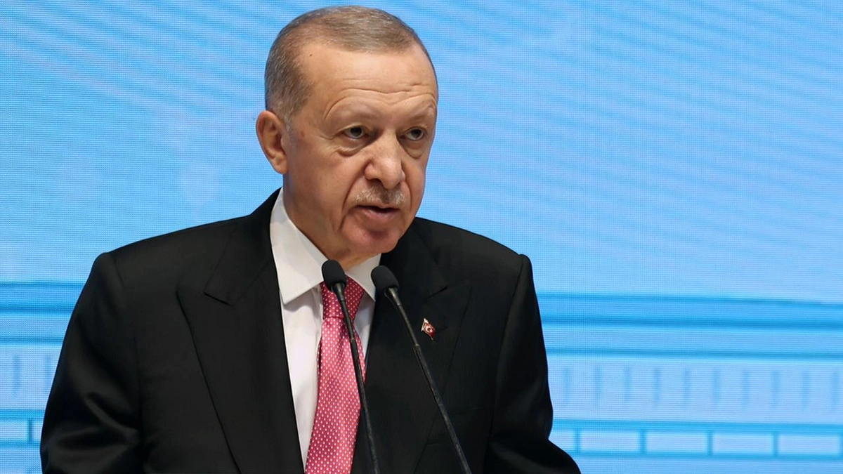 Türkiye Cumhurbaşkanı Erdoğan: Deprem bölgesindeki tüm konutlar yıl sonu teslim edilecek