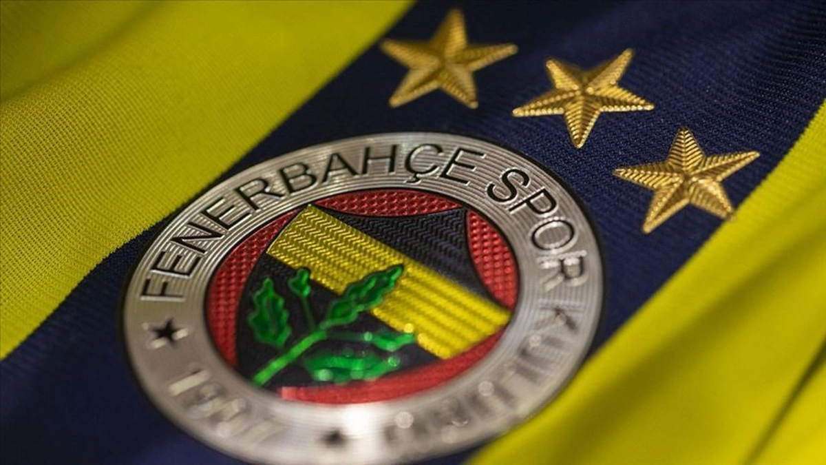 Fenerbahçe'nin borcu dudak uçuklattı: KAP'a yapılan açıklama ile ortaya çıktı