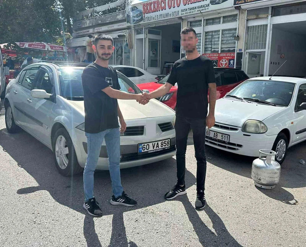 Kontrolden çıkan otomobil duvara çarptı: 1 ölü