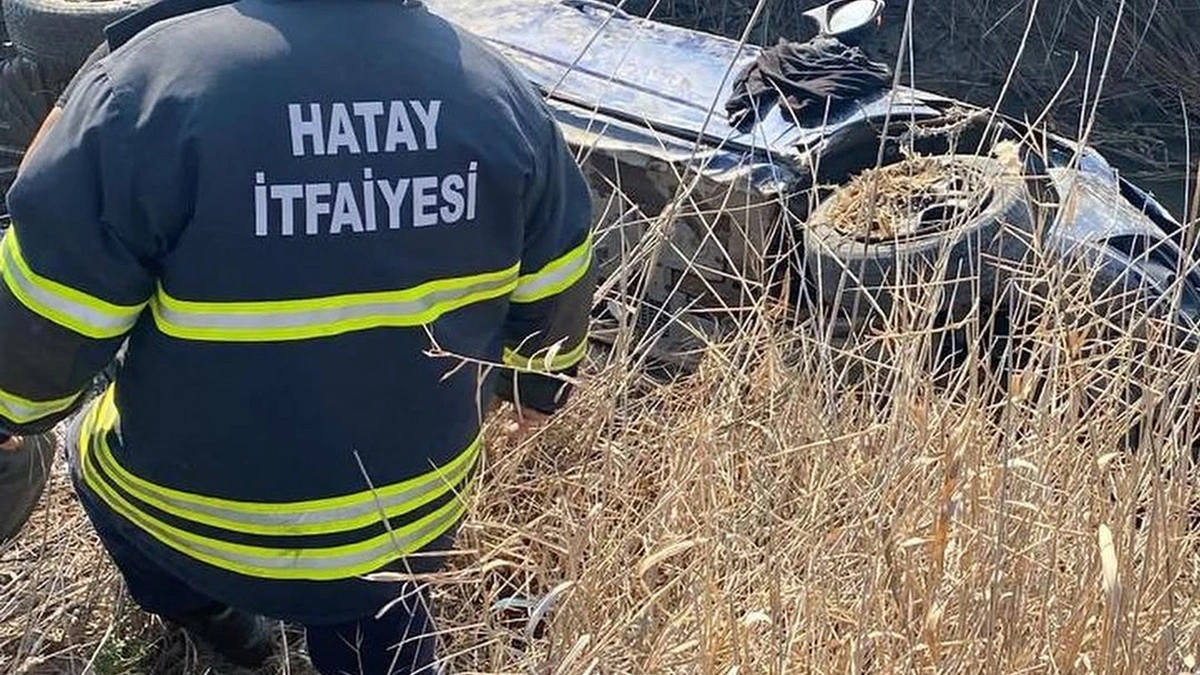 Hatay'da feci kaza: 1 ölü, 8 yaralı