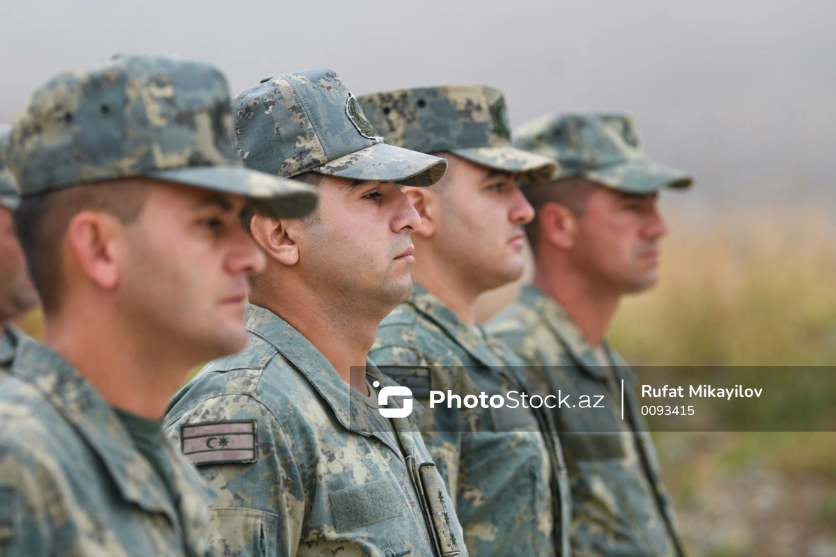 В Азербайджане увеличен размер ежемесячной зарплаты военнослужащих