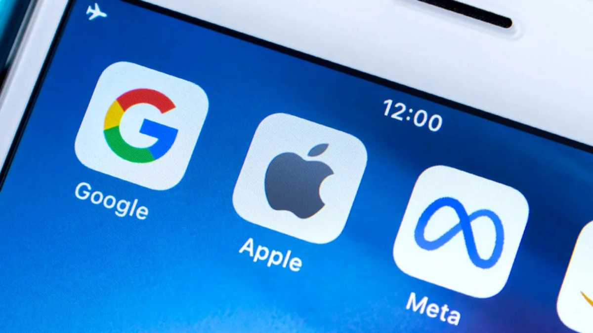 Компании ЕС потребовали от Еврокомиссии принять меры в отношении Apple, Google и Meta