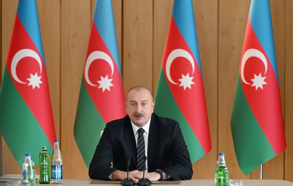 İlham Aliyev: "Ermenistan, Azerbaycan'dan Azerbaycan'a engelsiz geçiş vermelidir"