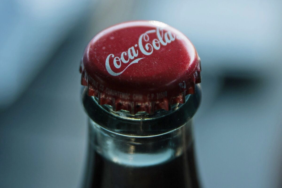 Coca-Cola отзывает продукцию из-за хлоратов: какова ситуация на азербайджанском рынке?