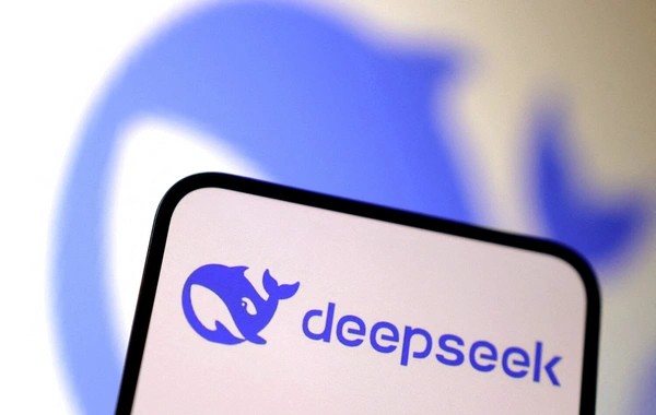 СМИ: Служащим ВМС США запретили использовать ИИ-модель от DeepSeek