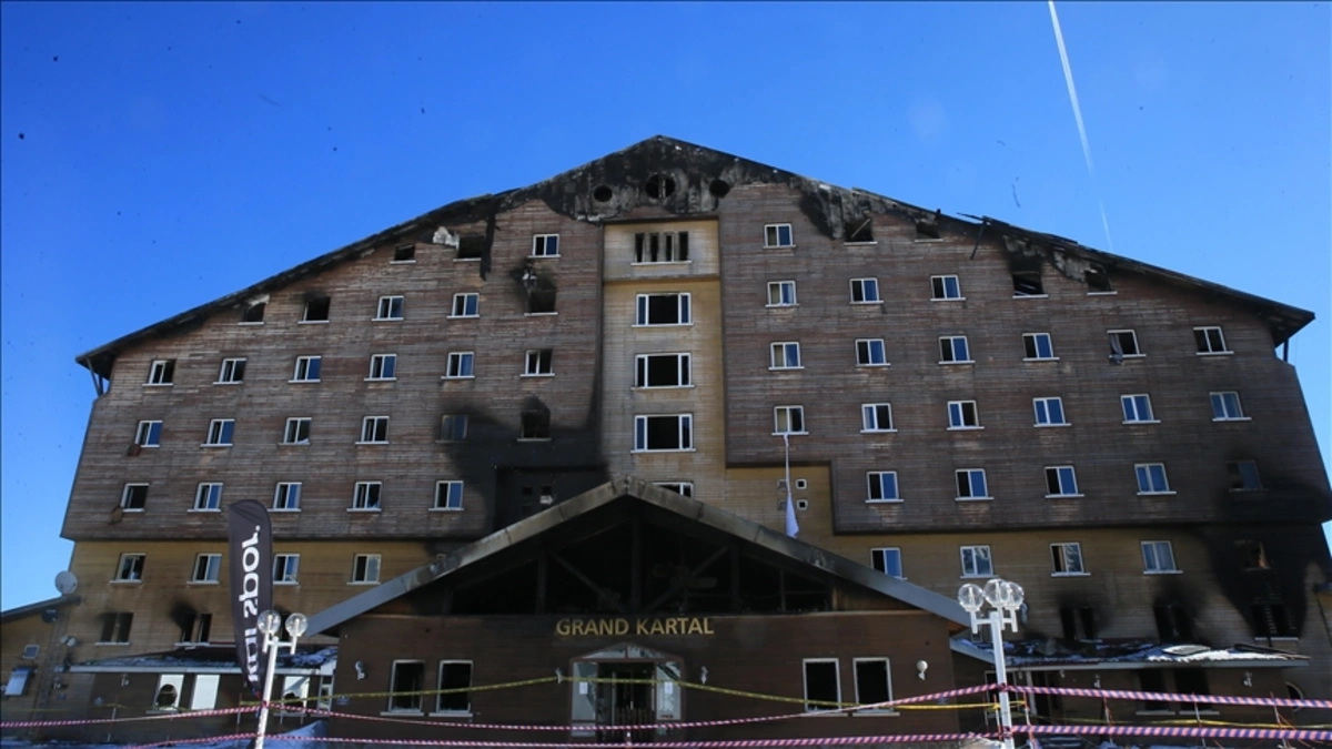 Kartalkaya'daki otel yangınında tutuklanan mutfak çalışanı: "Yangın tüpü bulamadım" iddiası