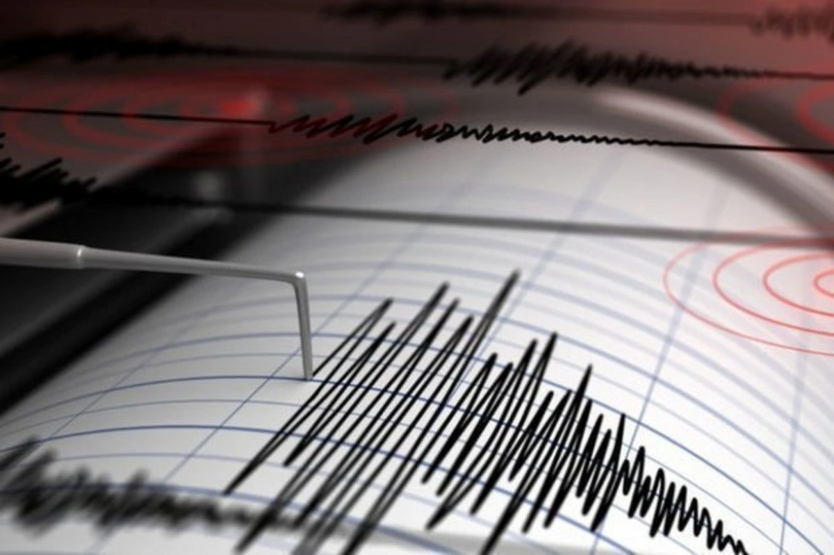 SON DAKİKA: İzmir'de korkutan deprem