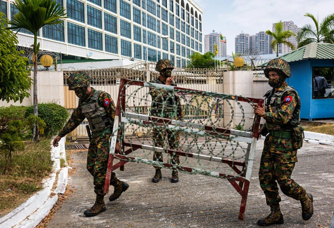 Myanmada dörd il davam edən fövqəladə vəziyyət rejimi yenə uzadıldı