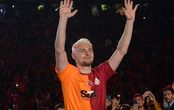 İtaliya nəhəngi "Qalatasaray"ın müdafiəçisi Viktor Nelssona elçi düşüb