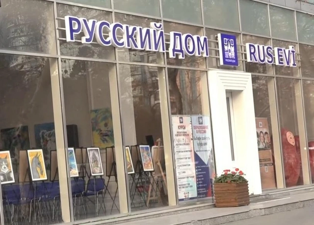 "Baku TV" "rus evi"ni yıxdı