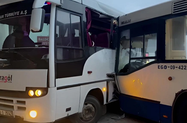 Ankara'da Otobüs ile servis aracı çarpıştı: Yaralılar var