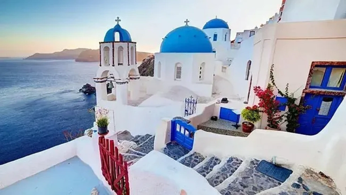 Santorini'de OHAL ilan edildi