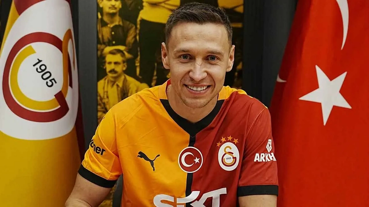 Przemyslaw Frankowski'nin Galatasaray'daki maaşı belli oldu