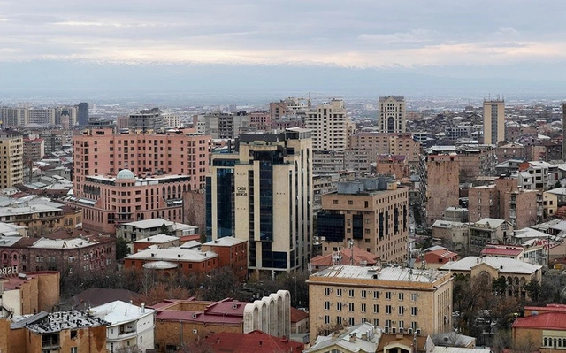 İrəvanda əski parçası qaldıranlar - Kapitulyasiyanı unudanların yaddaşını yeniləmək olar