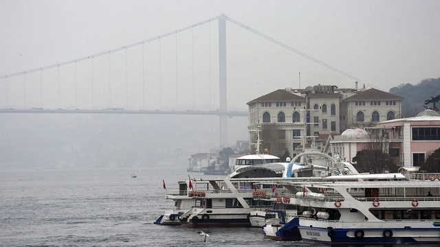 İstanbul'da bazı vapur seferleri iptal edildi