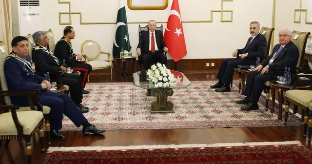 Erdoğan, Pakistan Ordusu'nun zirvesinde güçlü bir ittifak mesajı verdi