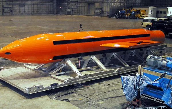 США готовятся обрушить на Иран "мать всех бомб"