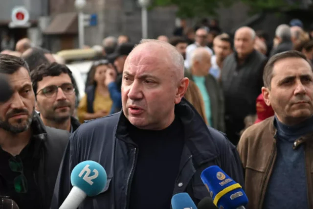 Ermənistanda casusluq qalmaqalı: Keçmiş deputata ağır ittiham