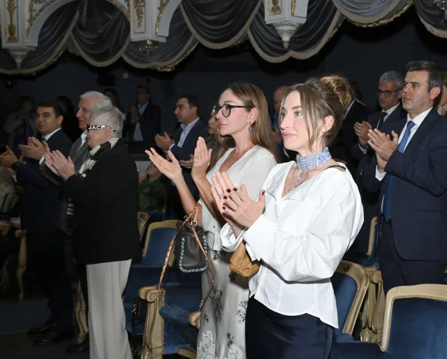 Birinci vitse-prezident Mehriban Əliyeva Qağayı tamaşasının təqdimatında iştirak edib - Foto