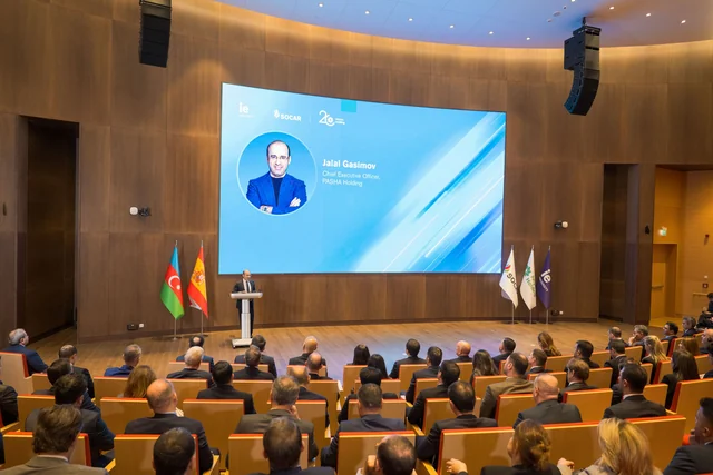 При поддержке PASHA Holding и SOCAR в Азербайджане начинает работу Центр лидерства и инноваций IE University - Фото