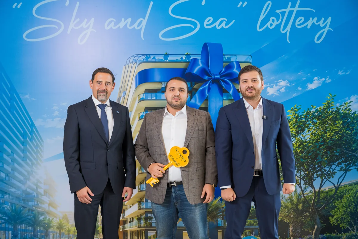 AZAL и Sea Breeze определили 100 победителей совместной лотереи - Фото