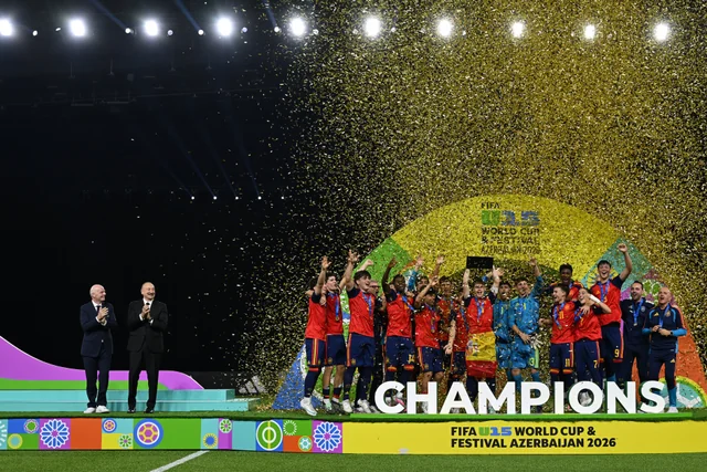 Prezident İlham Əliyev FIFA U-15 World Cup and Festivalın final matçını izləyib, mükafatlandırma mərasimində iştirak edib - Foto/Video