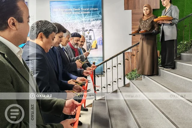 В Баку открылся торговый дом Кыргызстана - Фото