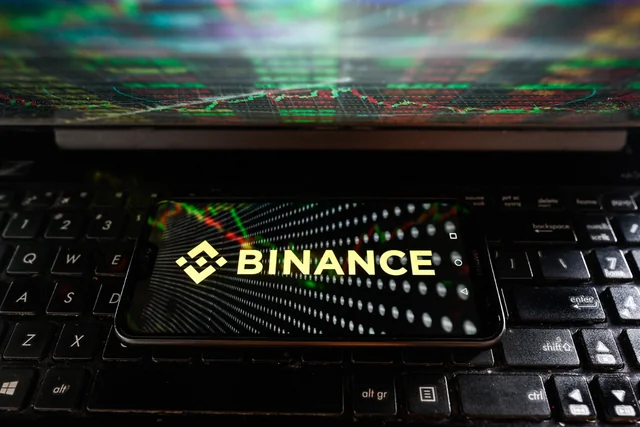 "Binance" haker hücumuna məruz qalıb? - 3,5 milyard dollarlıq kriptovalyuta çıxarıldı