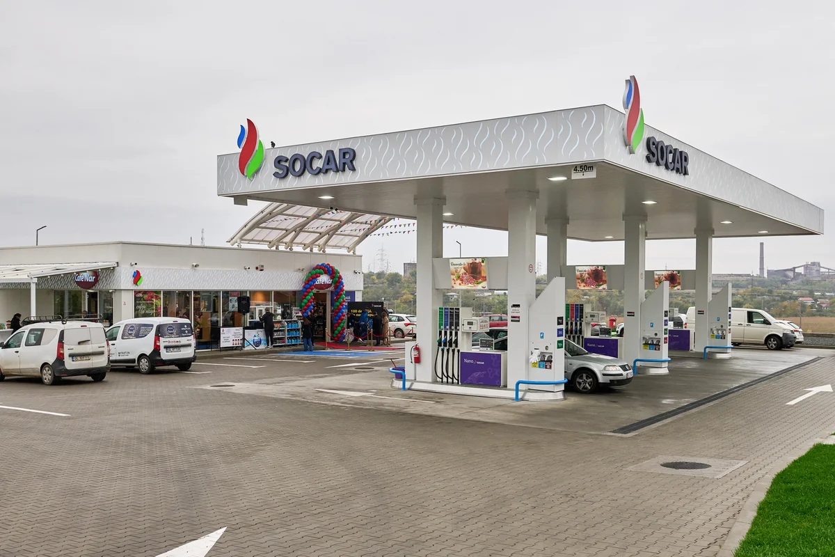 Сеть АЗС SOCAR в Румынии расширилась до 100 станций - Фото