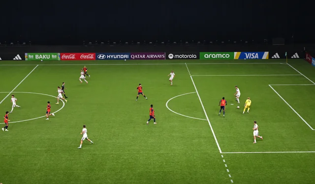 Prezident İlham Əliyev FIFA U-15 World Cup and Festivalın final matçını izləyib, mükafatlandırma mərasimində iştirak edib - Foto/Video